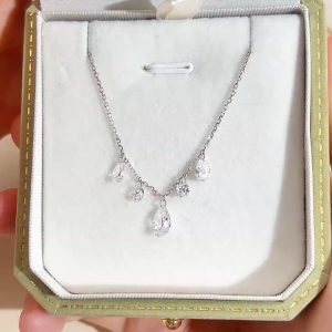 Pear & Round Diamond Necklace — 1ct