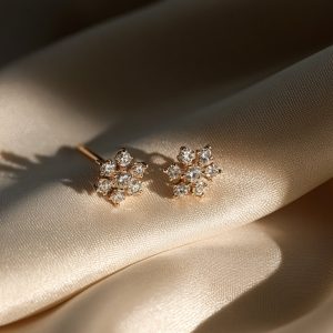 Diamond Snowflake Halo Earrings detail