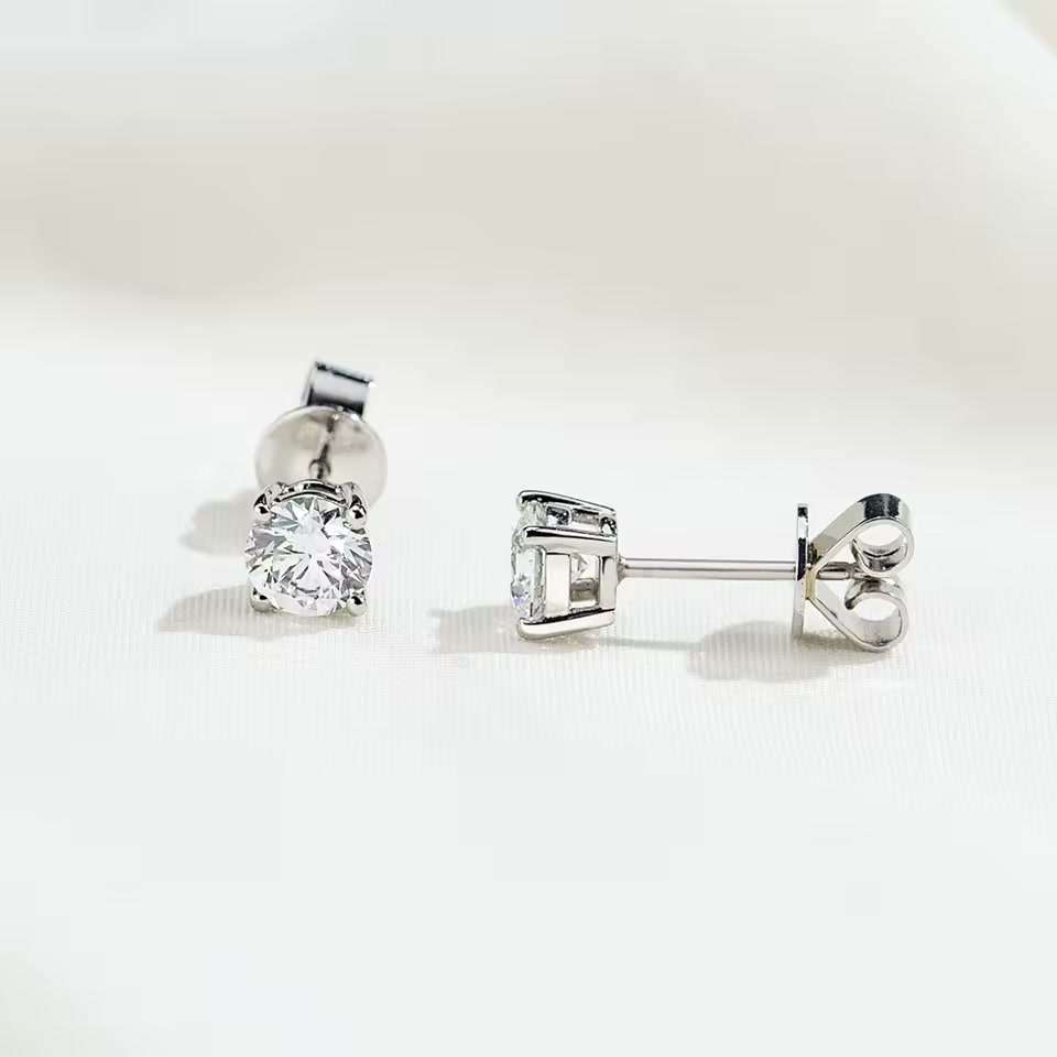 PT950 Platinum Diamond Stud Earrings - 0.66ct Total